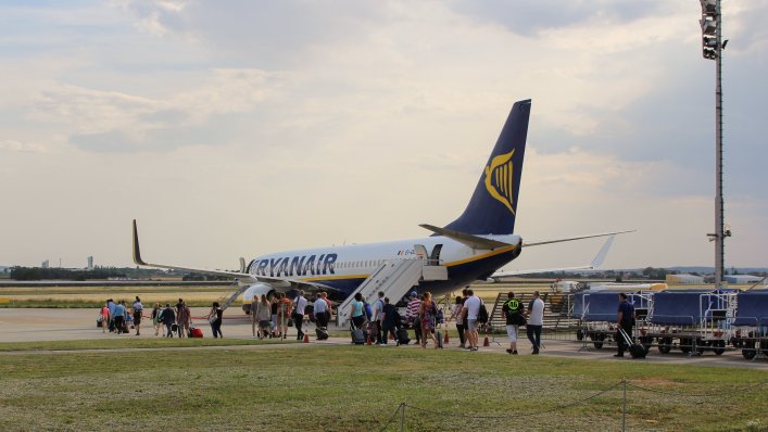 Ryanair pobija rekordy lotów w lato 2021