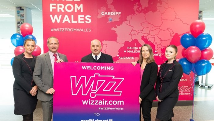 Wizz Air otwiera baze w Cardiff